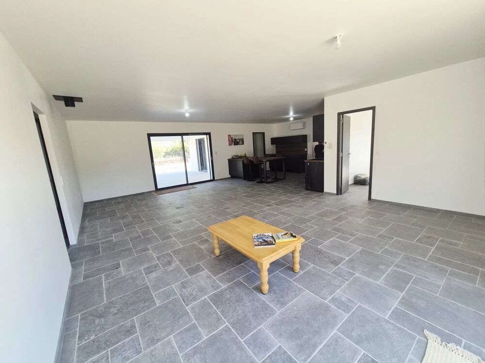 � vendre  Maison Le Cannet-des-Maures (83340)