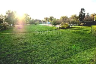  Appartement  vendre 7 pices 199 m Ferney-voltaire