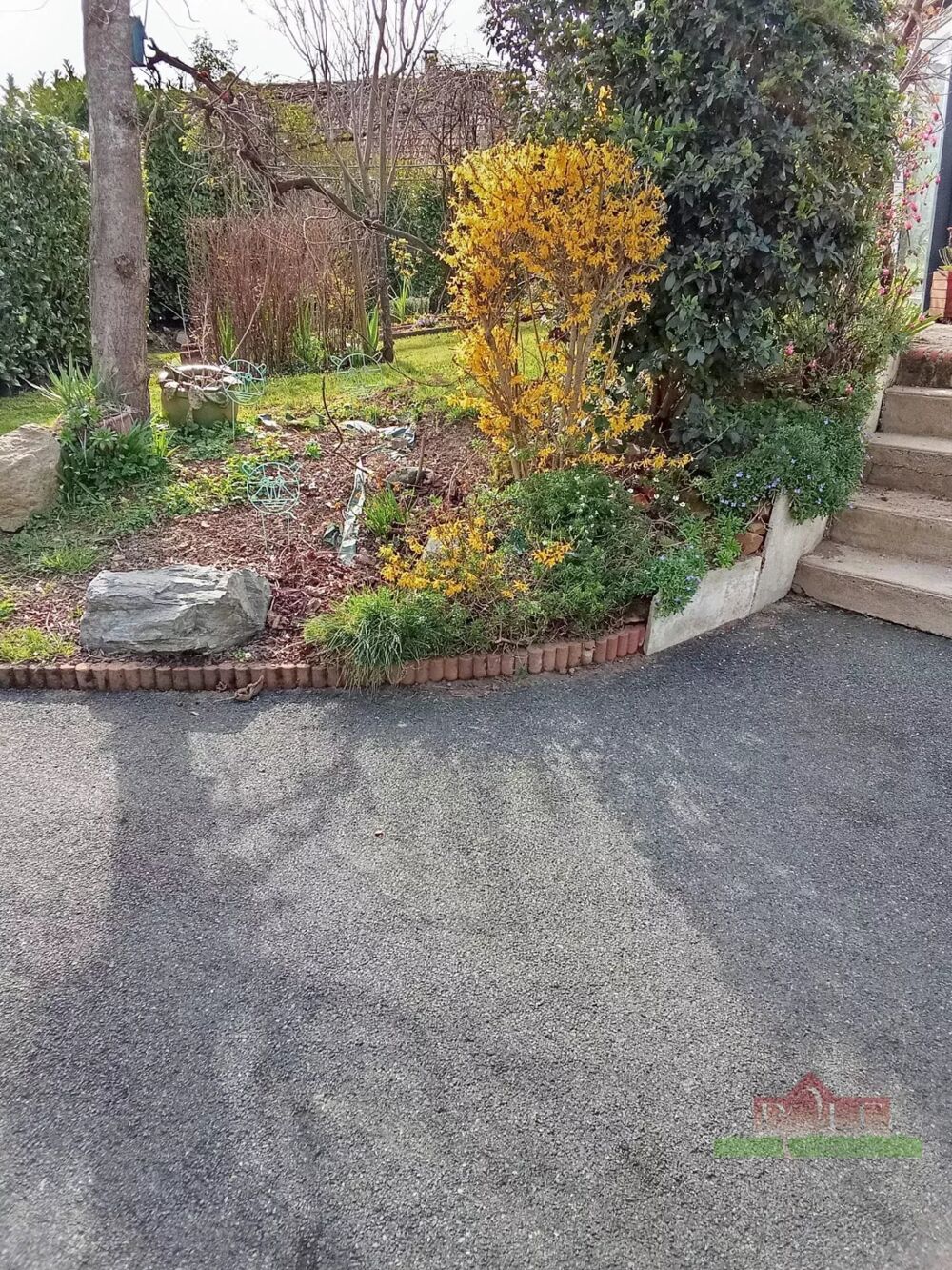 NERIS LES BAINS, Villa T6 de 148m² avec terrain de 1200 m².
