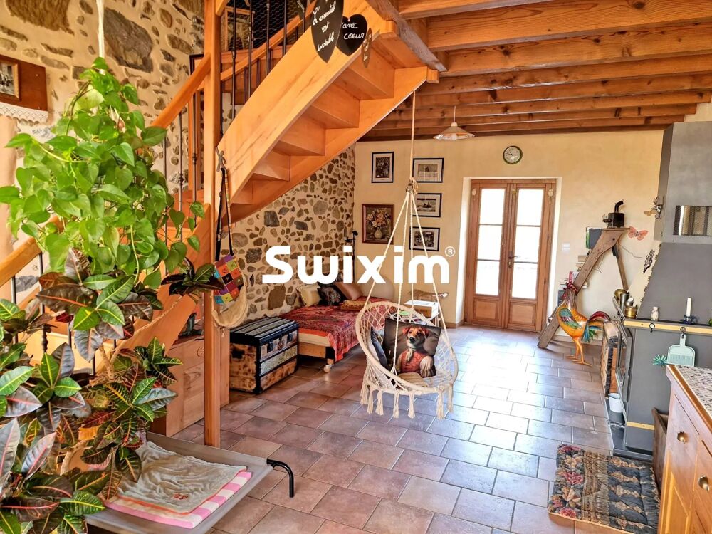 Vente Maison Corps de ferme rénové sur 11 000 m2 Thusy