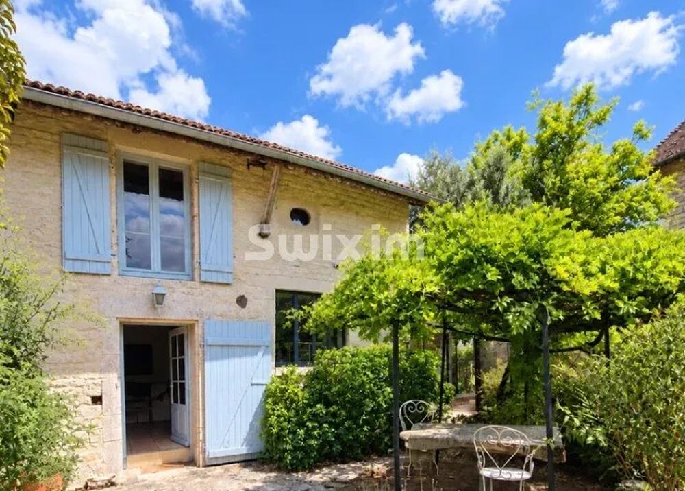 Vente Maison Deux Maisons de caractère réunies par une véranda de 60 m² Noyers