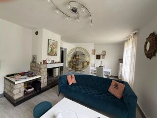  Maison  vendre 8 pices 