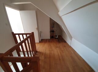  Appartement à louer 3 pièces 56 m²