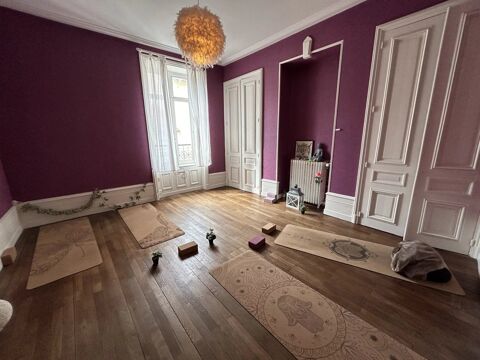  Maison  louer 6 pices 240 m