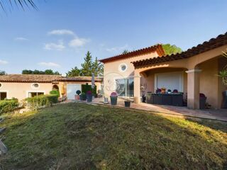  Maison  vendre 320 m