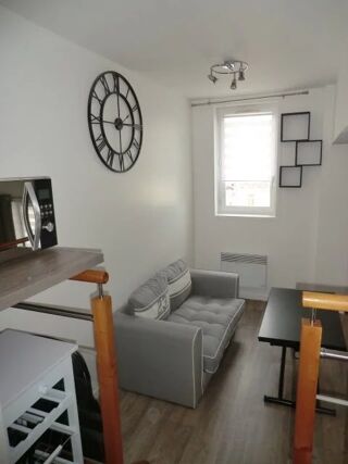  Appartement à louer 1 pièce 22 m²