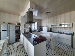  Maison � vendre 7 pi�ces 200 m�