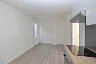  Appartement à louer 1 pièce 29 m²