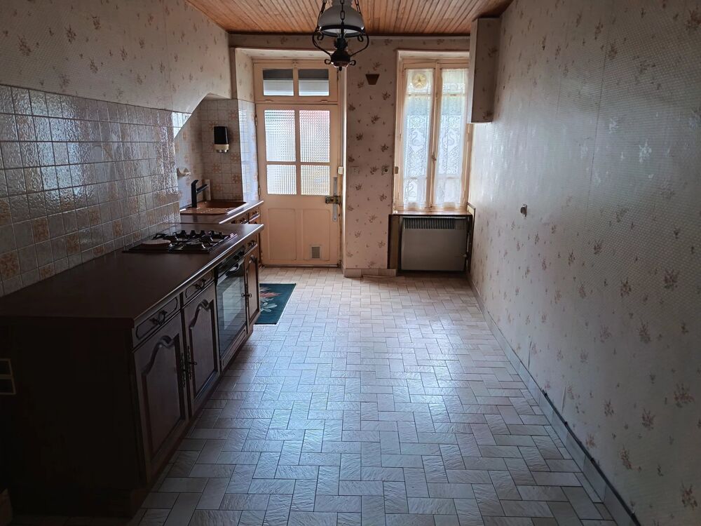 Vente Appartement APPARTEMENT 91 M² DE PLAIN-PIED A  RENOVER Auzat-la-combelle