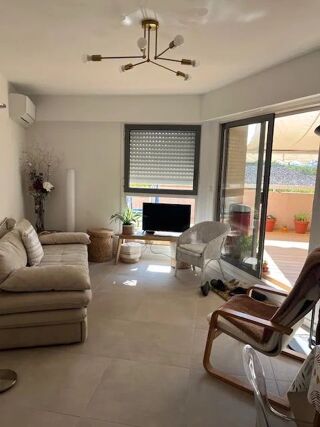 Location Appartement Antibes – Le Port | 2P Meublé 36 m² Climatisé Antibes
