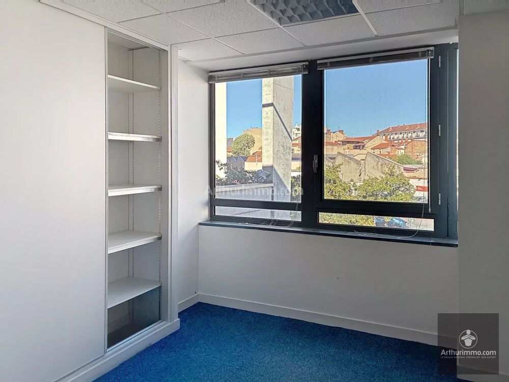   ROANNE HYPER-CENTRE – MURS COMMERCIAUX / BUREAUX – ENVIRON 100 M Roanne