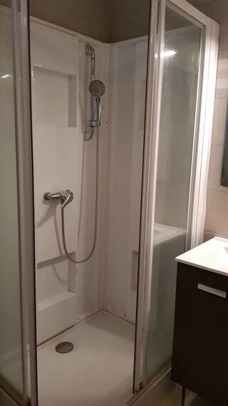  Appartement à louer 1 pièce 38 m²