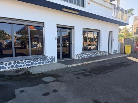 AB4830: LOCAL 94 m&sup2; � ST-PIERRE 2000 97410 Saint-pierre