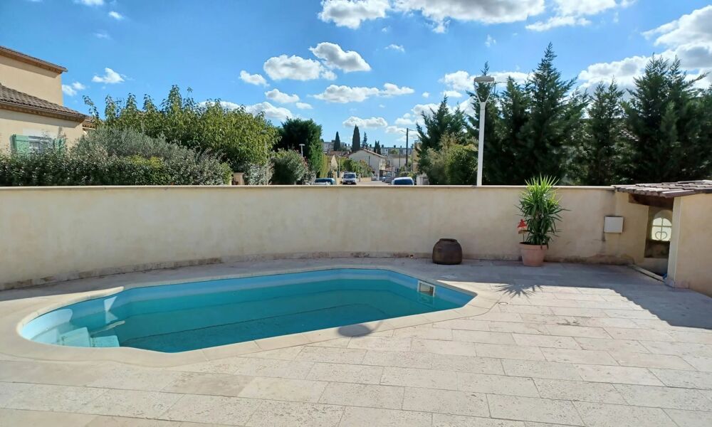 Vente Maison Maison type 4 plain pied avec piscine Arles