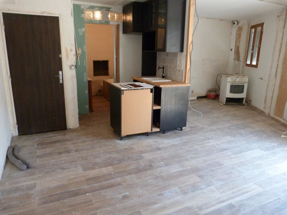 Vente Appartement VIERZON 18 :  Studio à rénover de 32.20 M² Vierzon