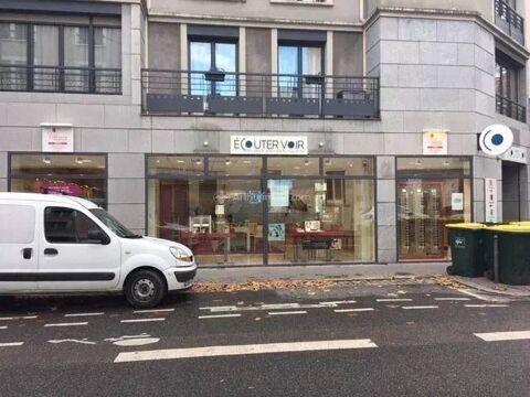 Local commercial Profession lib&eacute;rale, Opticien, Bureaux, Centre 705000 69009 Lyon 9ème