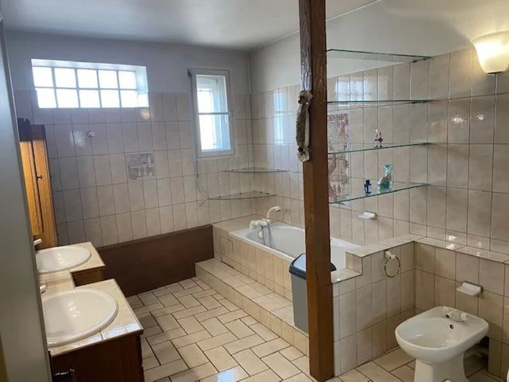 Maison 6 pièces 170 m² · à Reims · 170 m² · 260 000 €