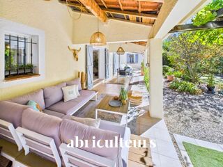  Maison � vendre 12 pi�ces 261 m�