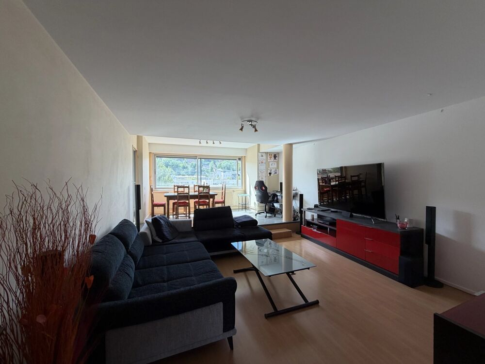 QUARTIER CHAPRAIS GRAND T2/T3 LUMINEUX