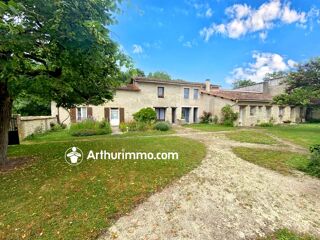  Maison à vendre 14 pièces 203 m²