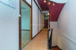  Immeuble � vendre 11 pi�ces 329 m�