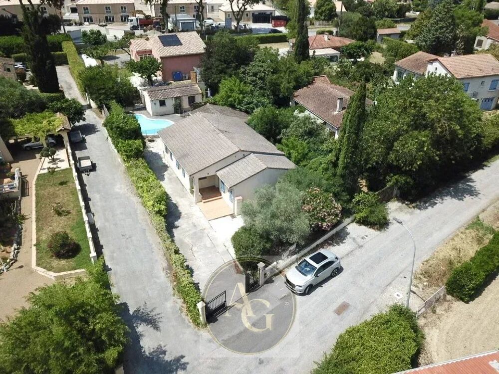 Maison T4 avec piscine et dépendance à Villeneuve la comptal