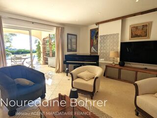  Villa à vendre 7 pièces 251 m²