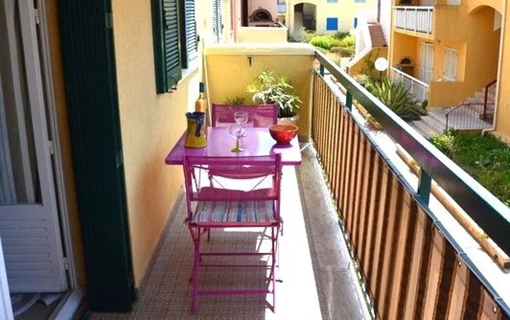EXCLUSIVITÉ  CAVALAIRE-SUR-MER  STUDIO DE 23 M² AVEC BALCON