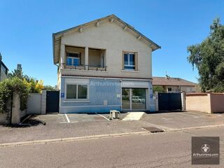  Maison  vendre 7 pices 310 m