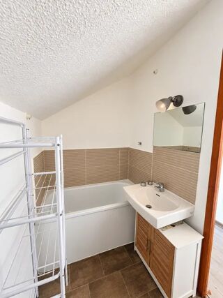  Appartement à louer 1 pièce 25 m²