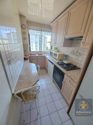  Appartement � vendre 4 pi�ces 1 m�