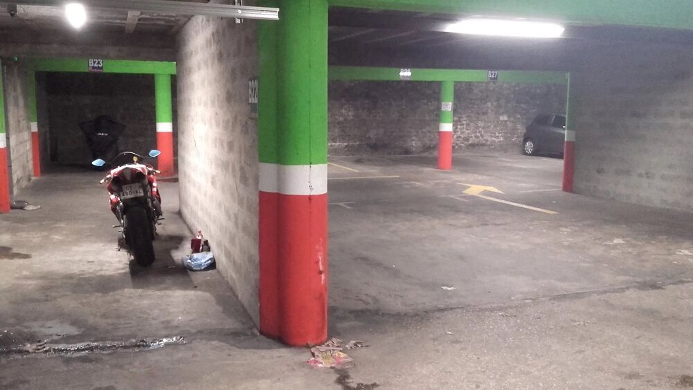 Location Parking/Garage Location parking couvert Boulogne rue des 2 ponts Boulogne-sur-mer