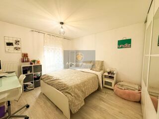  Appartement � vendre 4 pi�ces 85 m�