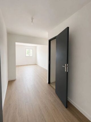  Appartement à louer 1 pièce 36 m²