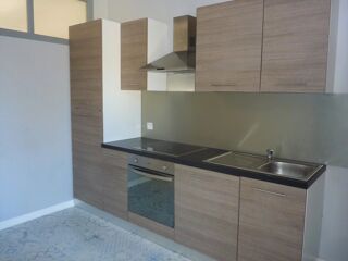  Appartement à louer 3 pièces 72 m²