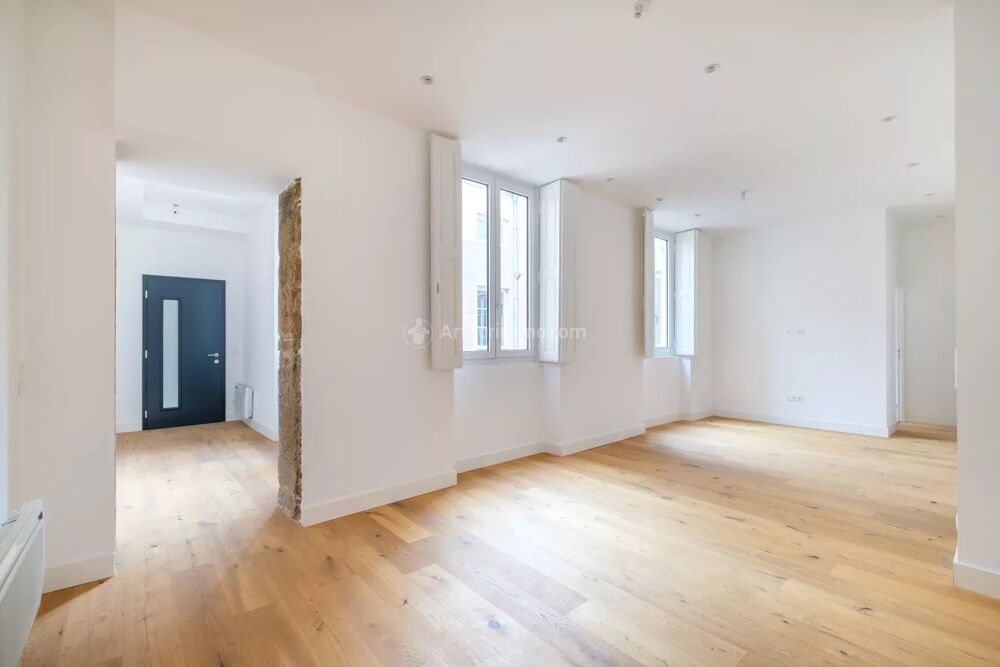 Appartement T4-81m²-PLACE BELLECOUR-69002 LYON