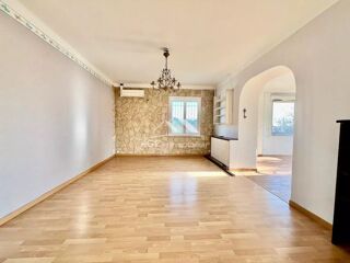  Maison � vendre 9 pi�ces 203 m�