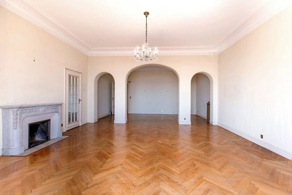 à vendre  Appartement Nice (06100)
