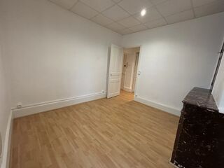  Appartement à louer 3 pièces 55 m²