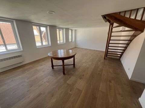   Appartement rénové 1 chambre + bureau Appartement - 58 m²