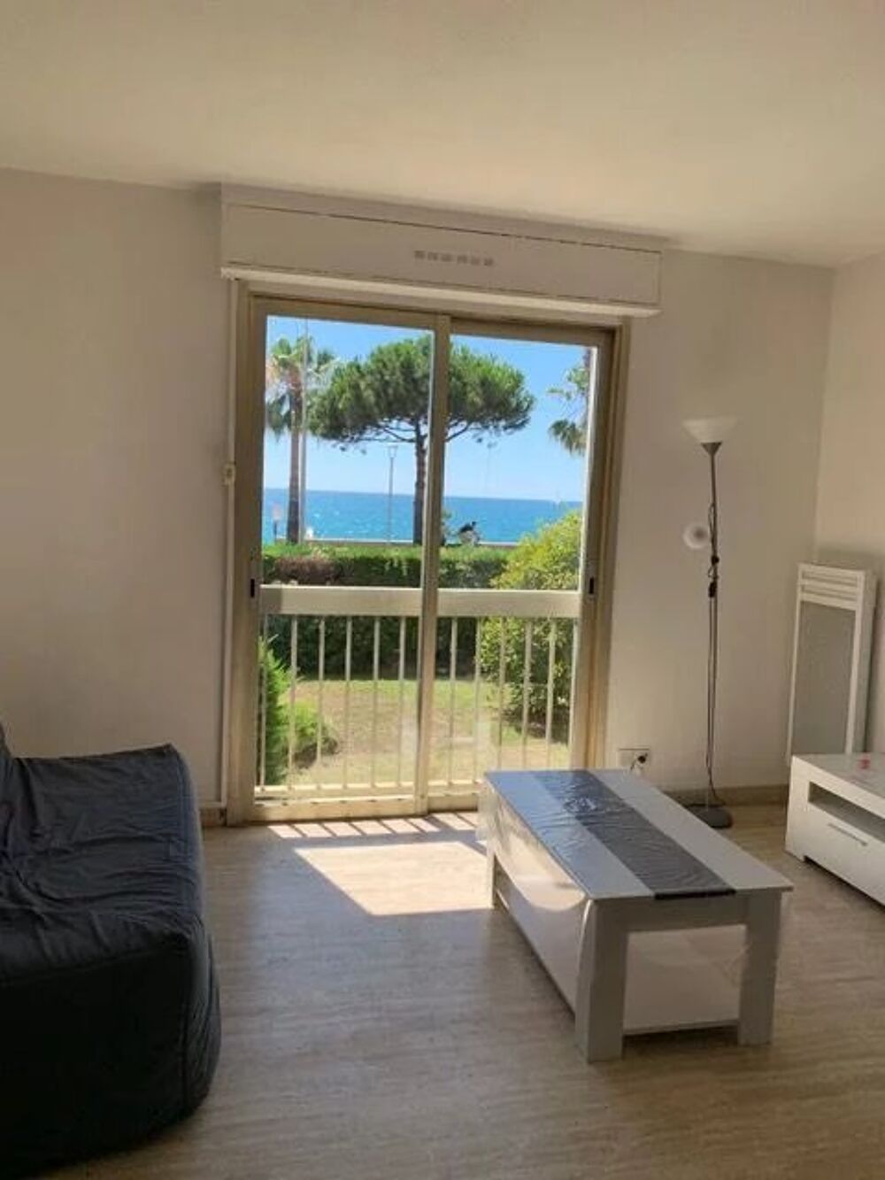 Location Appartement Studio de 35m² en bord de mer Cagnes-sur-mer