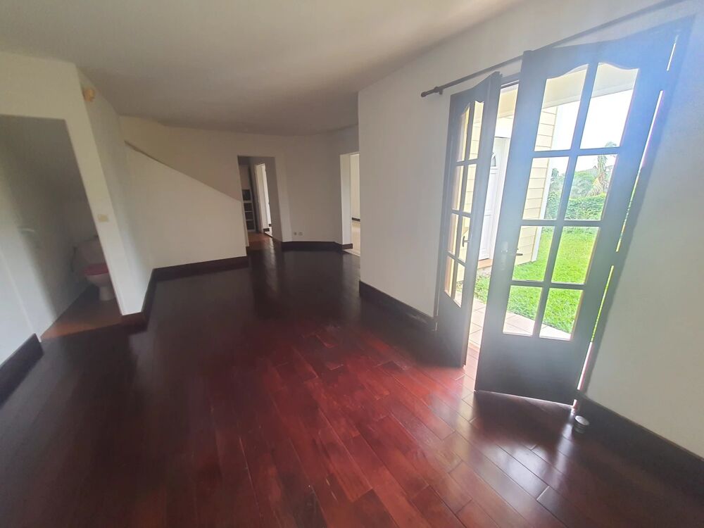 Location Maison Maison -6 pièces- 180 m² La bretagne
