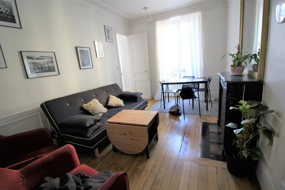 Location Appartement Appartement 3 pièces 45m² Buttes Chaumont Paris 20