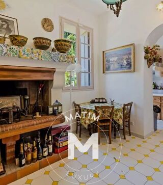  Propriété/château à vendre 8 pièces 400 m²
