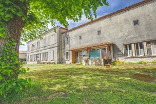  Maison  vendre 8 pices 540 m