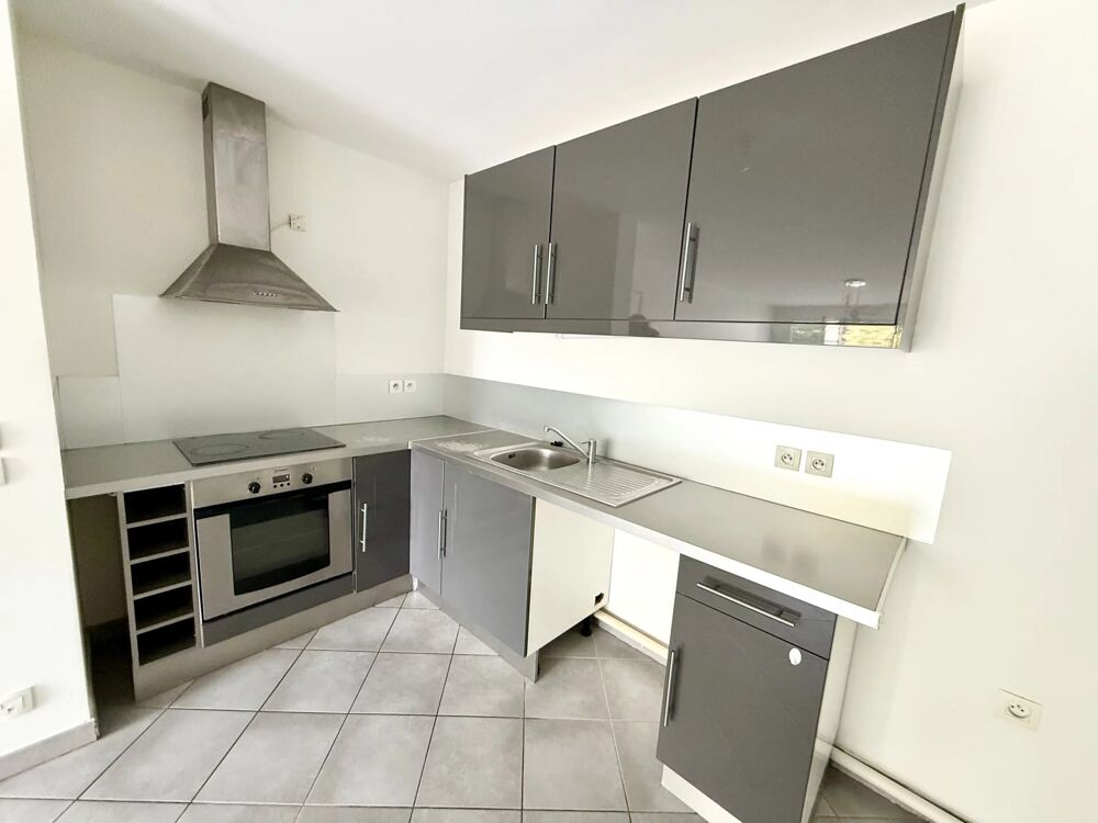 Location Appartement Grand T2 avec terrasse à Eybens Eybens