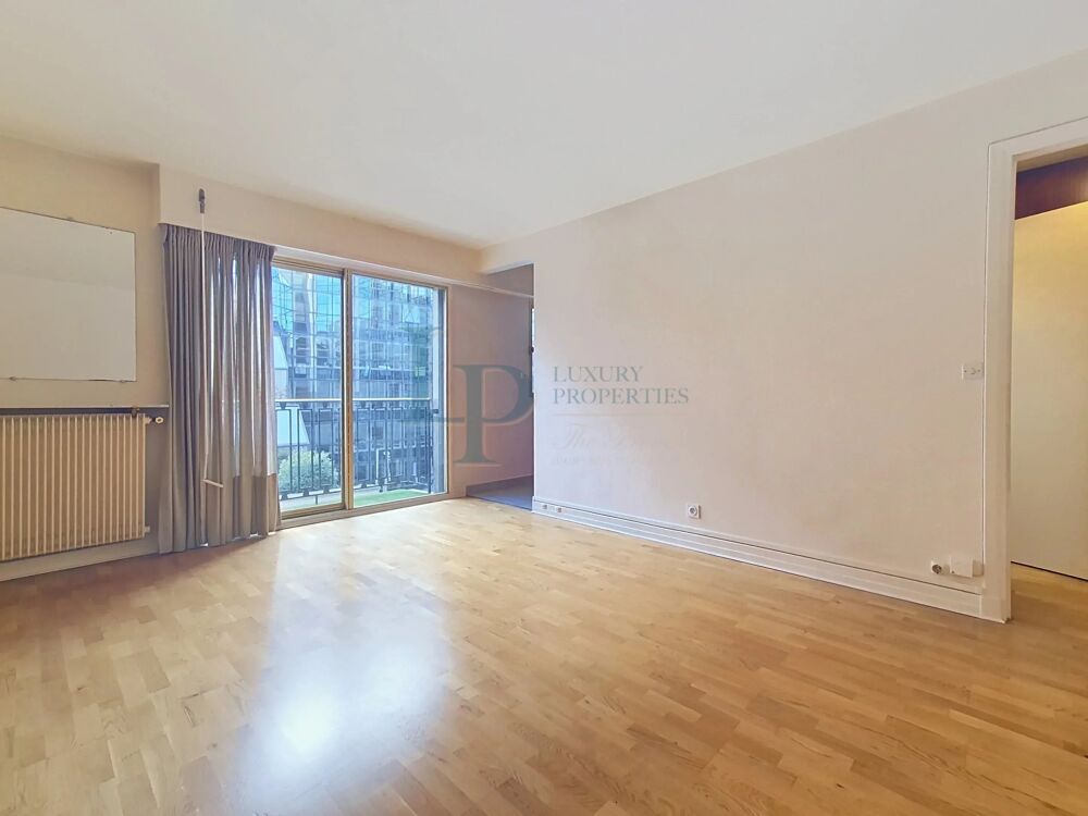 Location Appartement Paris VIII, beau studio non meublé de 26,29 m2 Paris 8
