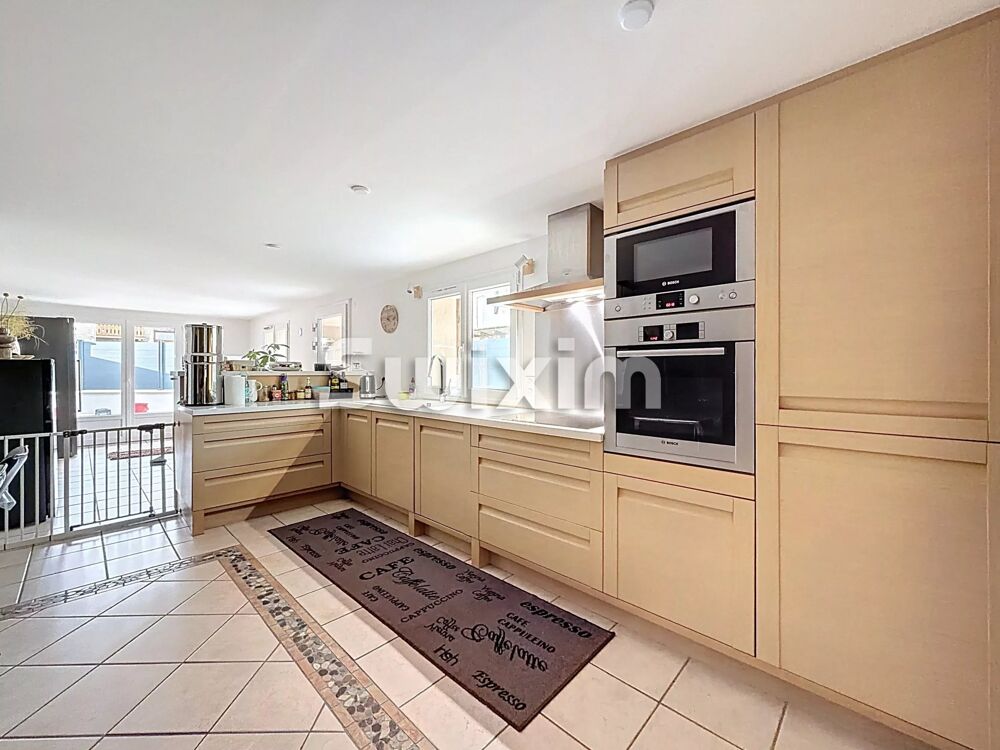 � vendre  Maison Saint-Jean-de-Gonville (01630)