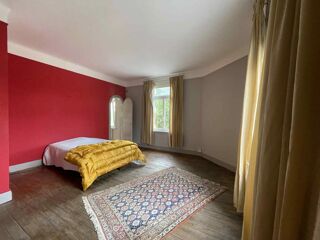  Maison  vendre 11 pices 238 m