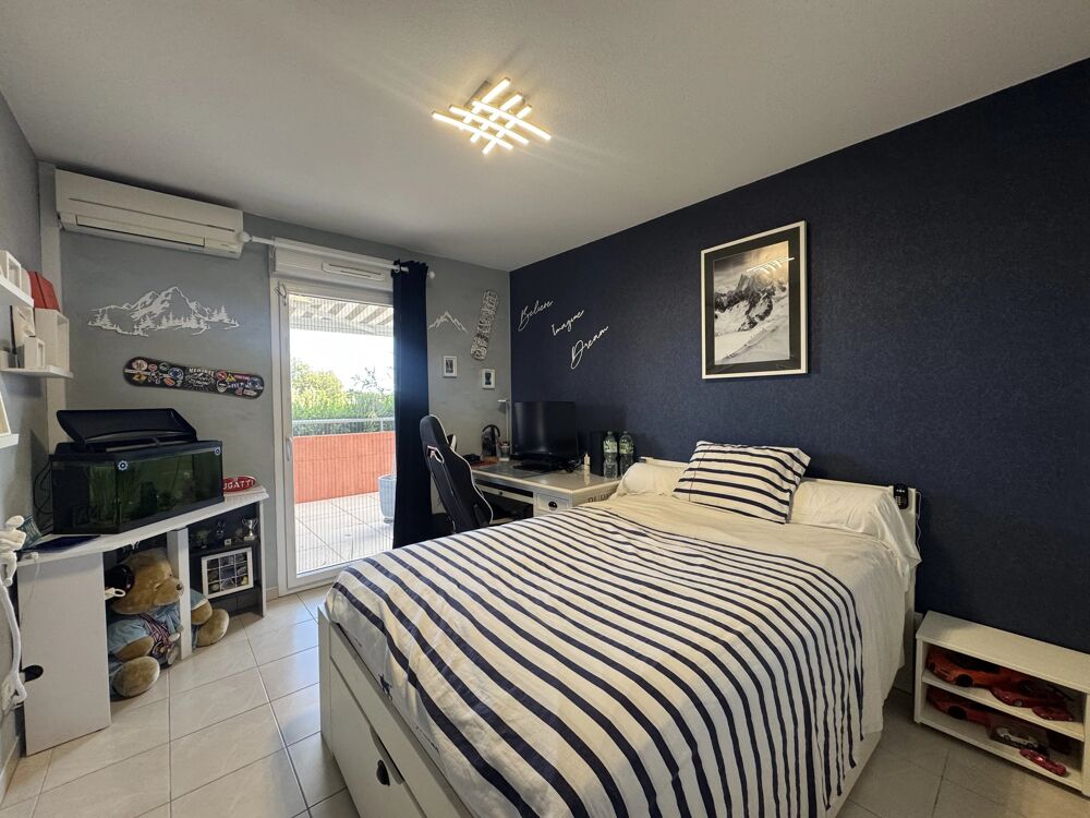 Vente Appartement SAINT-RAPHAËL – 4 PIÈCES DE 100 M² – TERRASSE DE 60 M² SUD Saint-raphaël